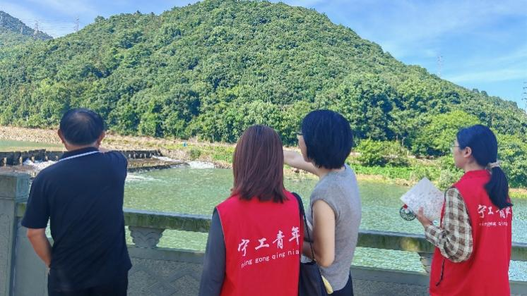 <strong>承红色风骨，探振兴之路 ——红韵星火实践</strong>
