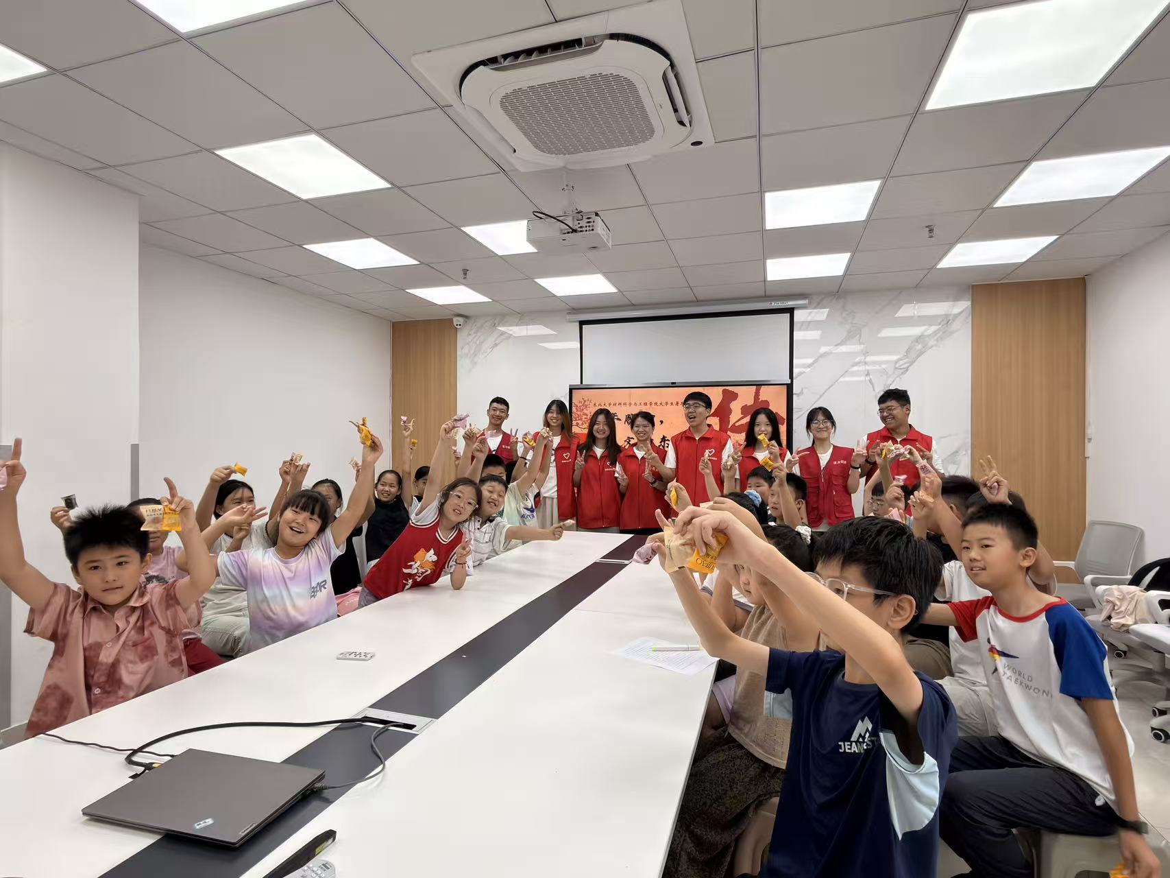 传播非遗，对话发展——东北大学材料学院赴